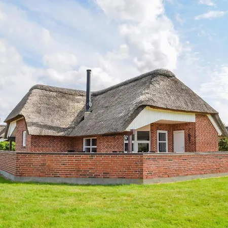 Holiday Cclxx Holiday home